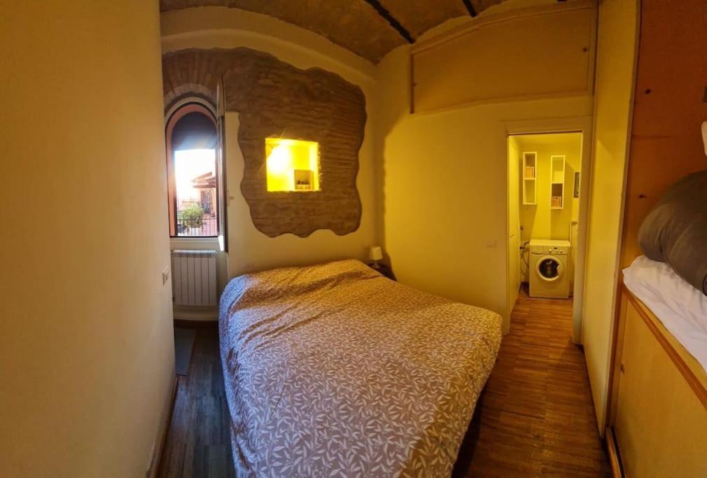 Julia Nel Cuore Di Trastevere Rome
