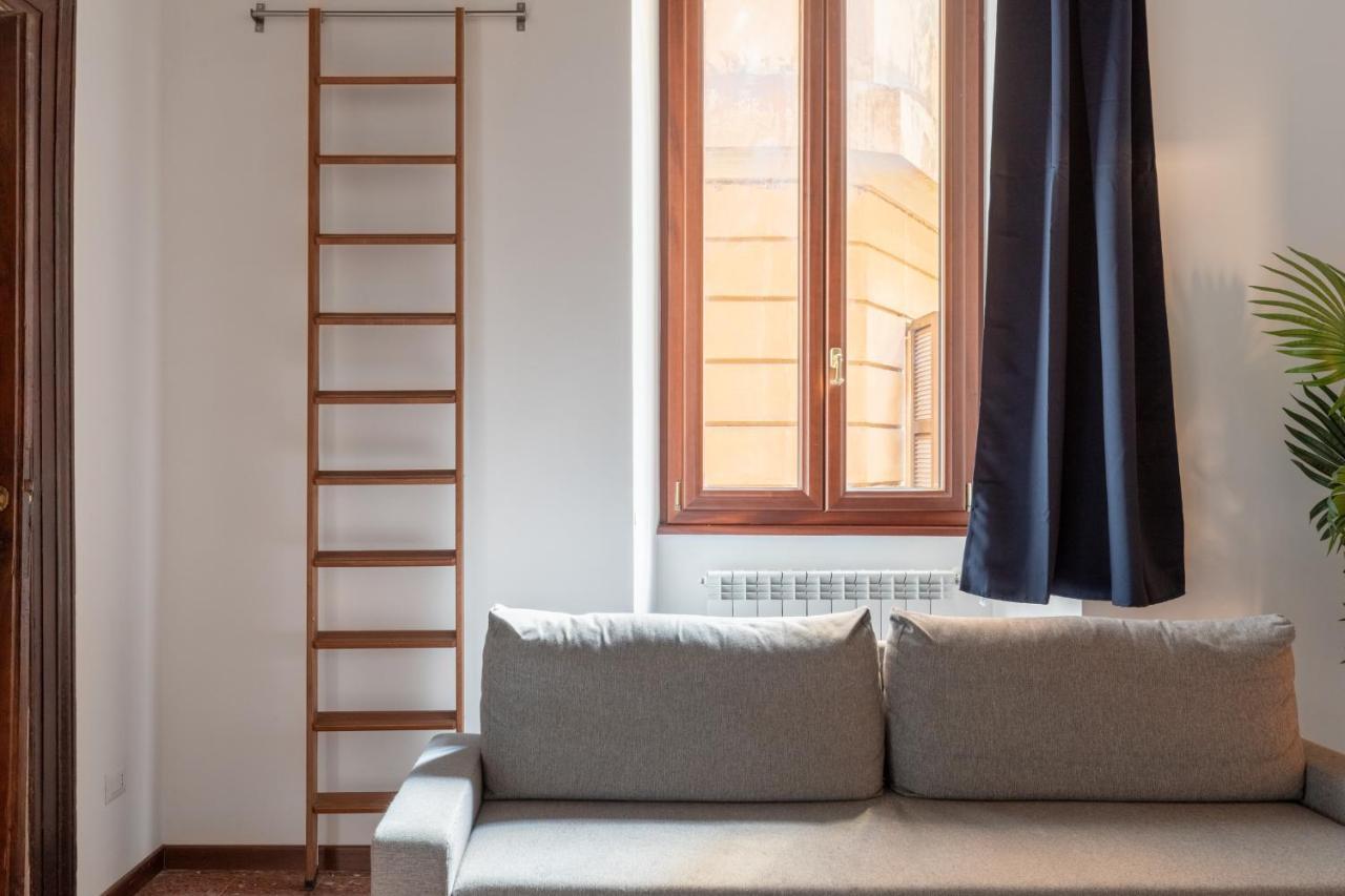 Iflat The Centrality Apartment *