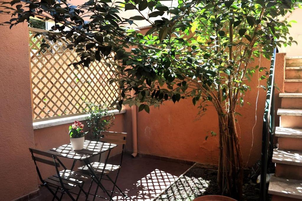 Casa Con Giardinetto Al Centro Di Appartement
