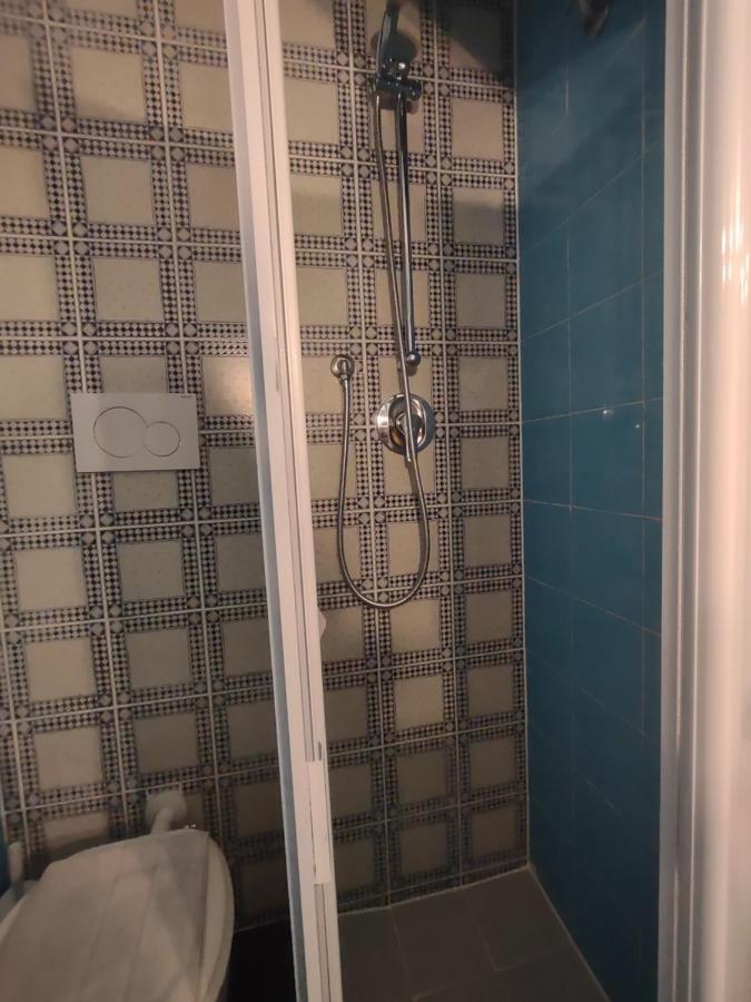 Independent In Trevi Fountain - Spain Square Appartement