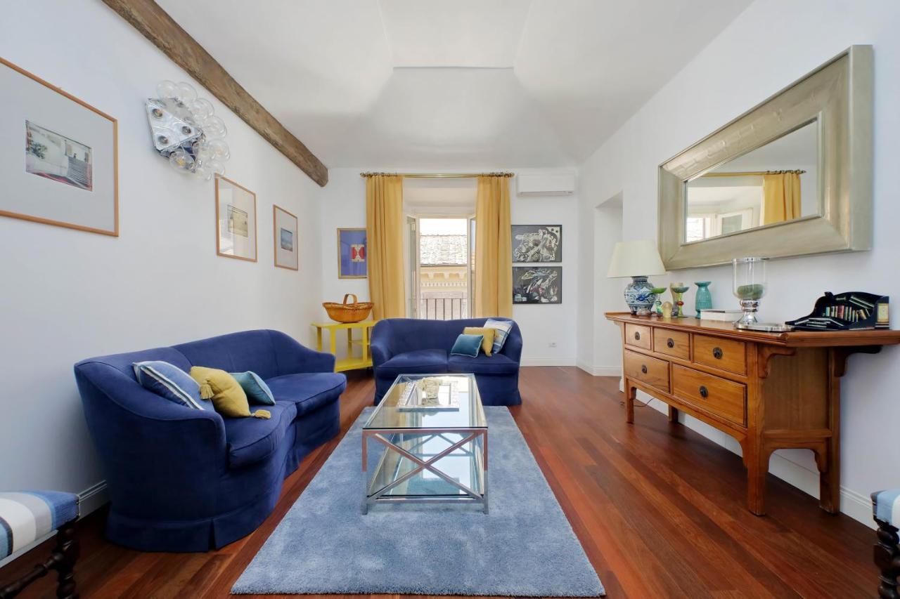 Ych-penthouse Fiammetta A Piazza Navona