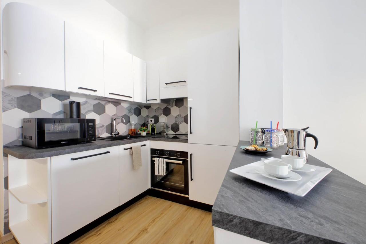 Apartamento 4bnb - Cozy Albornoz Flat Roma