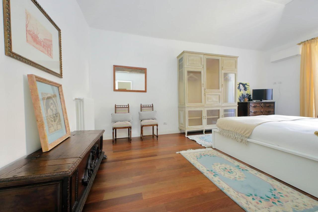 Ych-penthouse Fiammetta A Piazza Navona Apartment Rome