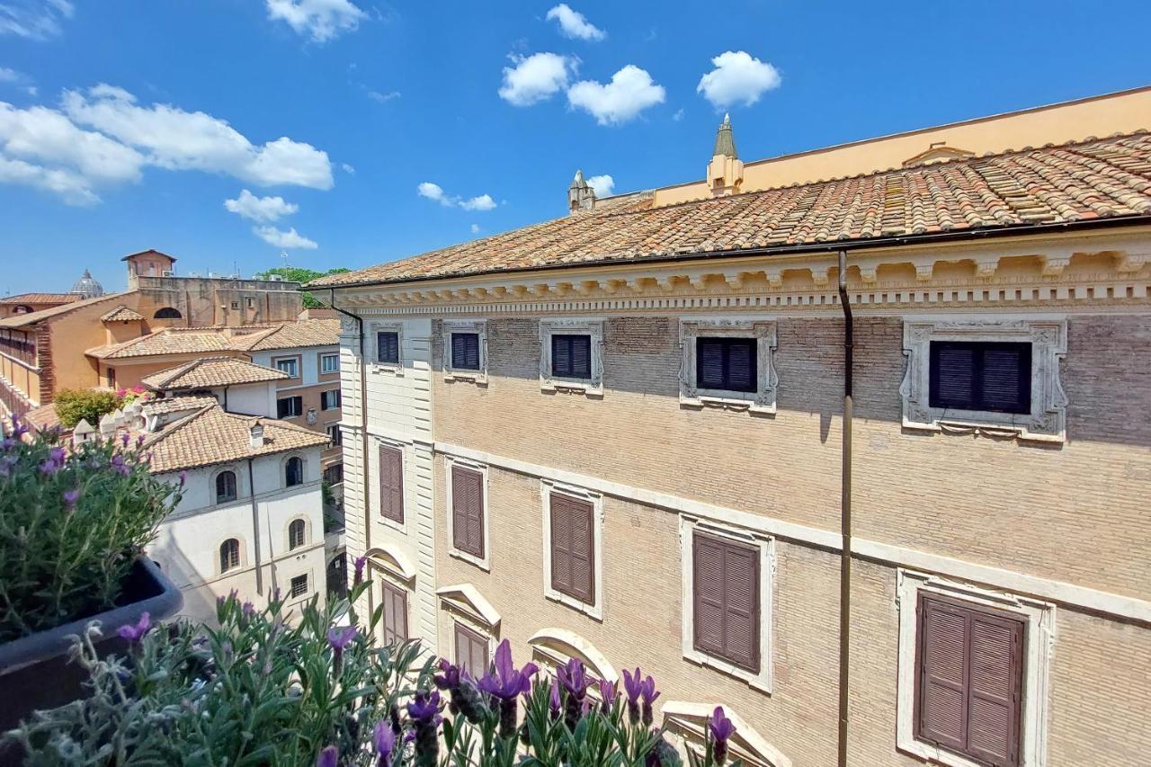 Ych-penthouse Fiammetta A Piazza Navona Apartment