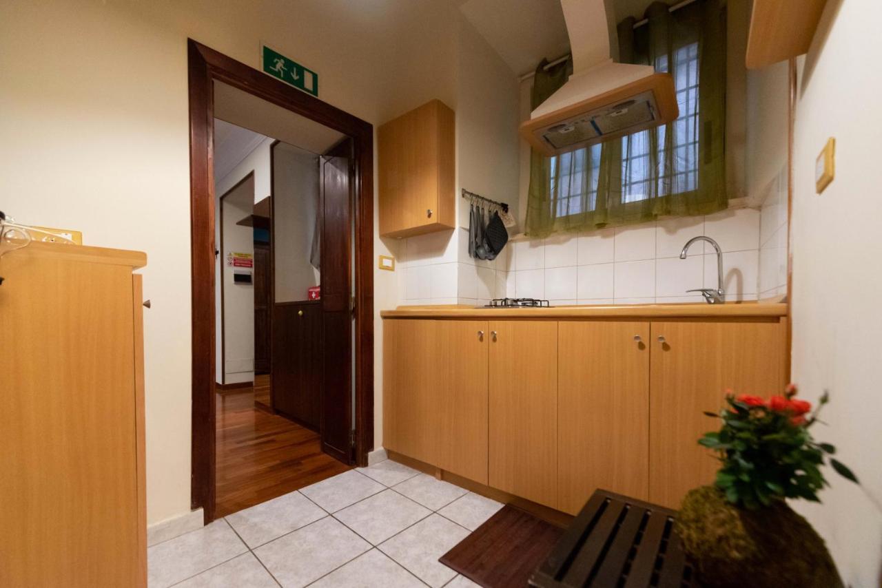 Colosseum At 400 Meters Appartement