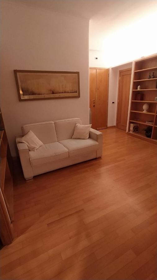 Lovely Accogliente Tra Policlinico E Piazza Bologna Appartement *