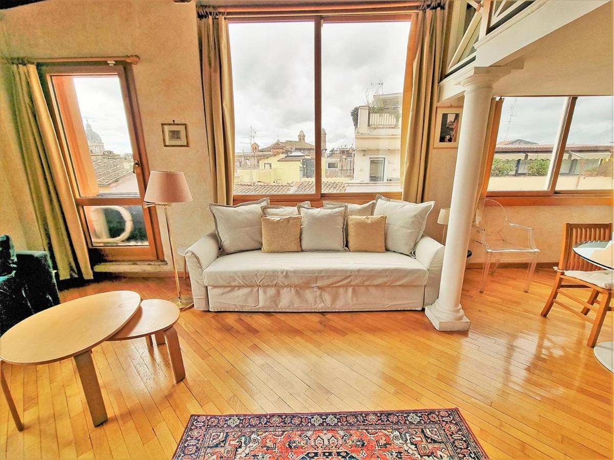 Amazing Panoramic Artist's Loft Spanish Steps Rome
