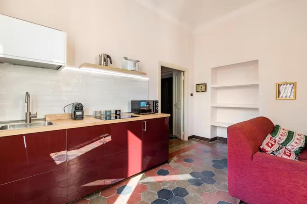Charming At Spanish Steps, No Elevator *