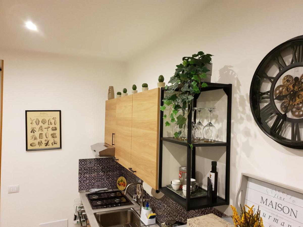 Officinale Apartment, Pineta Sacchetti Apartment *