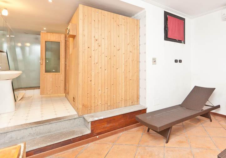 Candia House Holiday home *