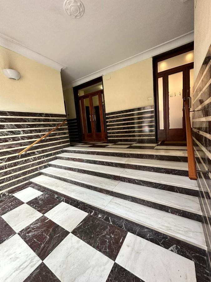 Vatican Domus Romuli *