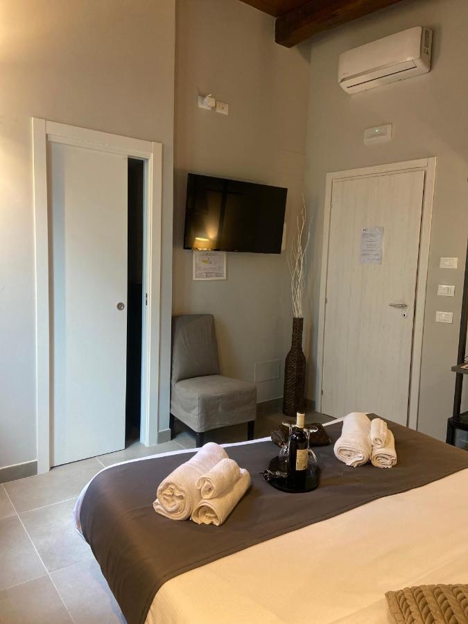 Soha Piazza Di Spagna Boutique *