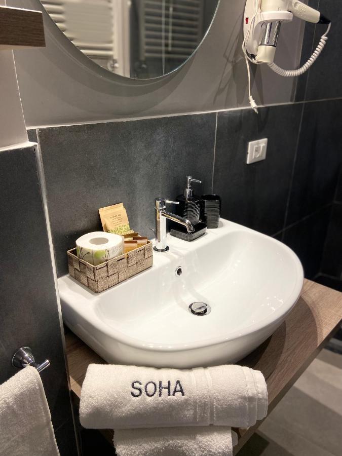 Soha Piazza Di Spagna Boutique Gasthuis *