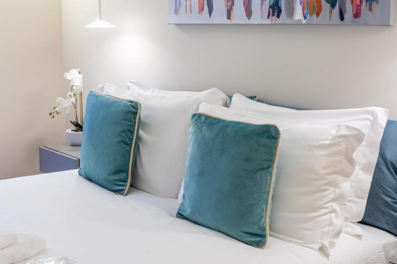 Elegantia Luxury