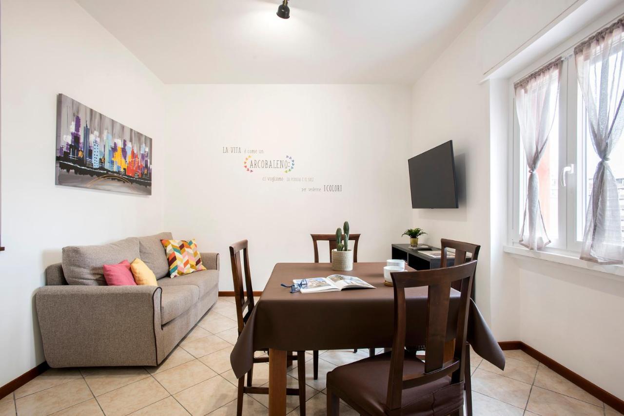 Stylish & Cozy - 5 Star Location- Balcony - View * Rome