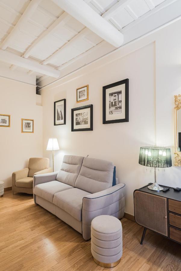 Lupa Luxury * Rome