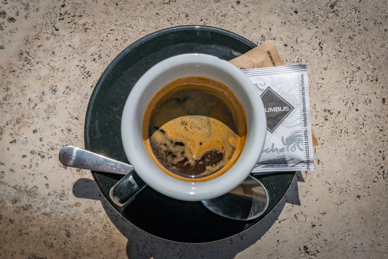 Un Attimo A Couette-café