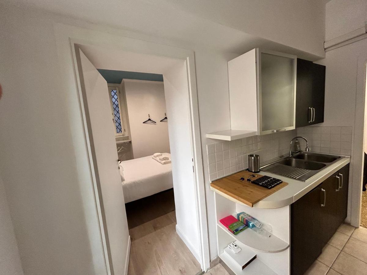Raffaello's Place Apartment *