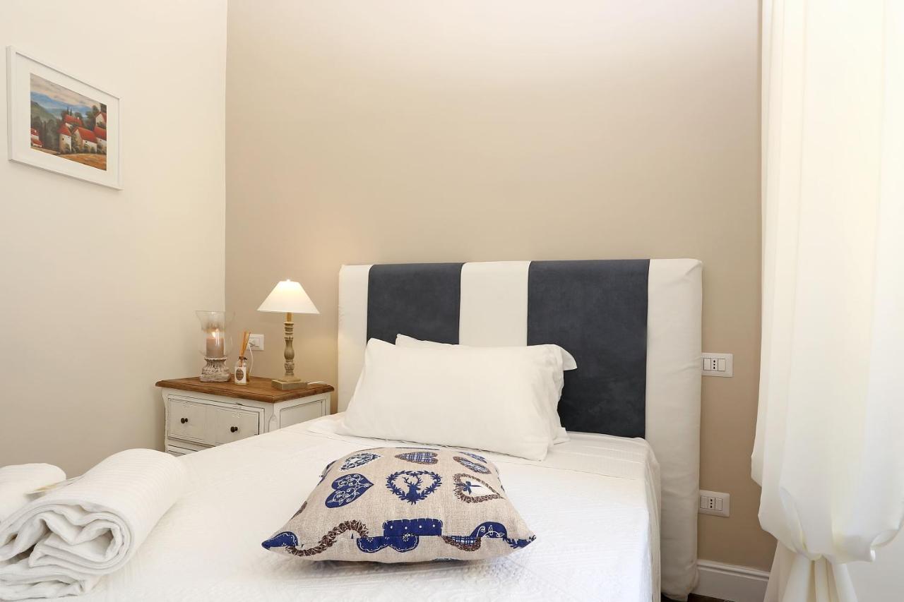 Daplace - Arena House Guest house