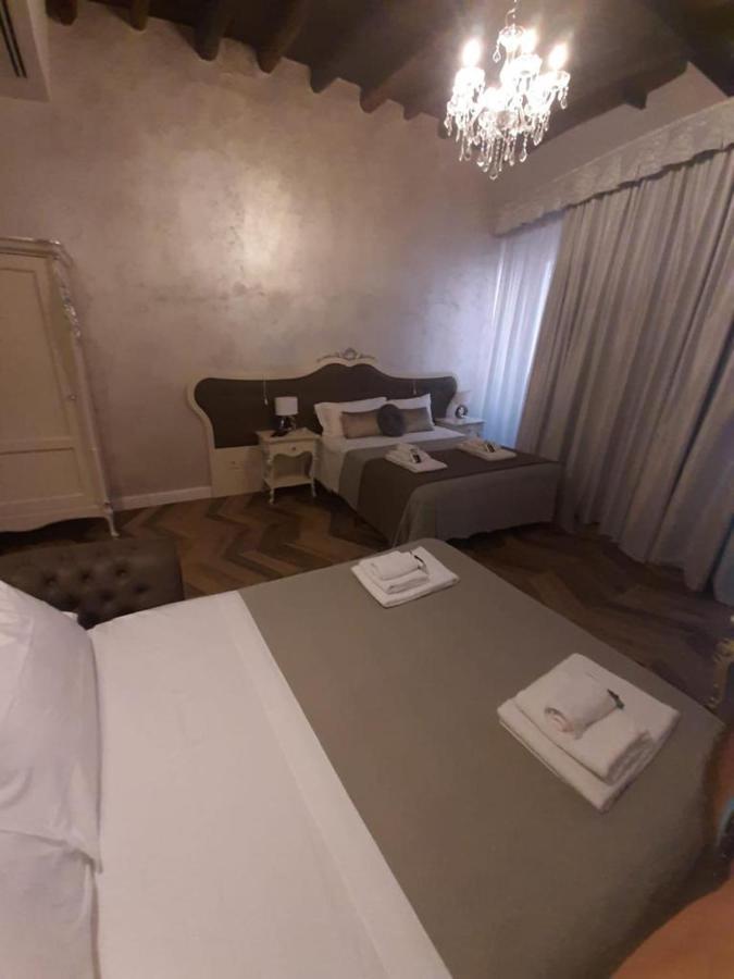 Palazzo Fracassini Guest house *