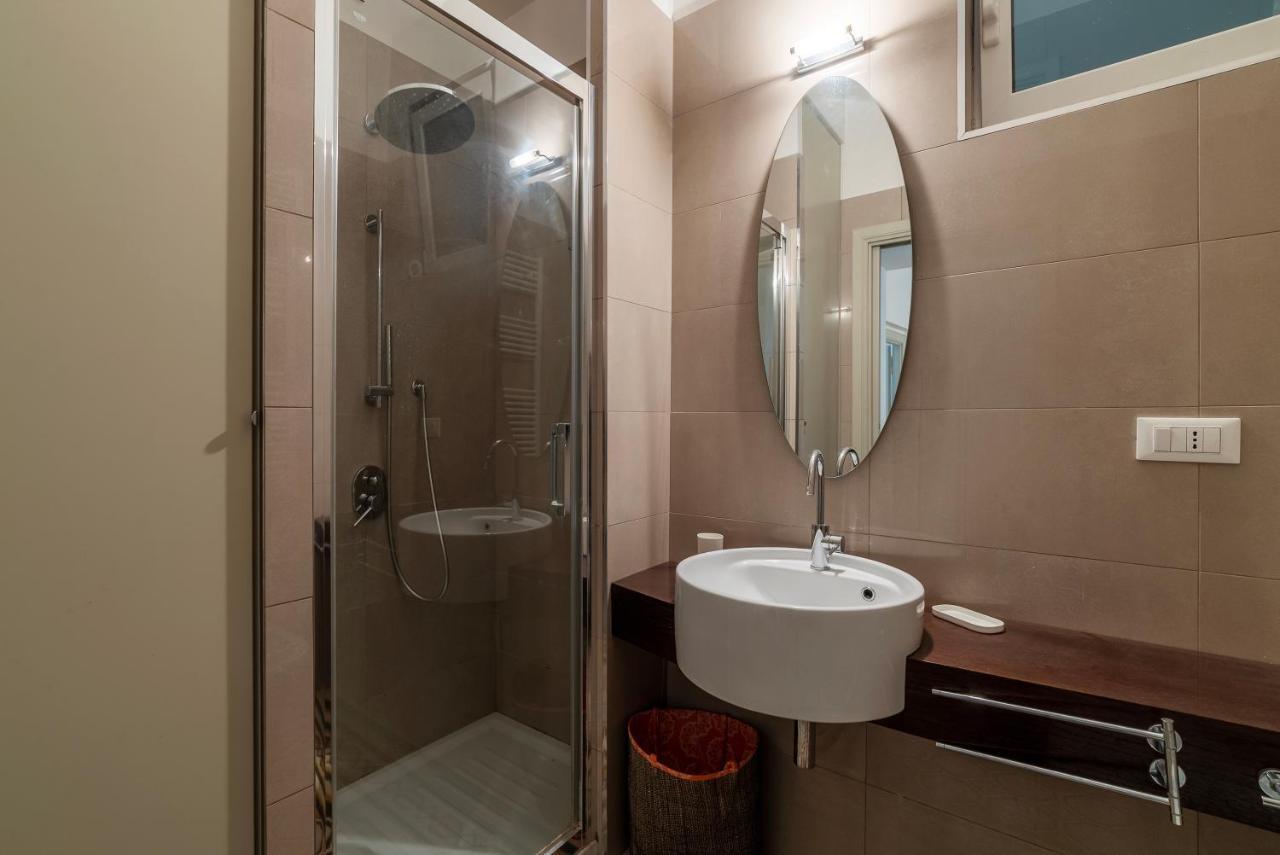 Apartment Bright & Roomy X6 - Trastevere District Rome