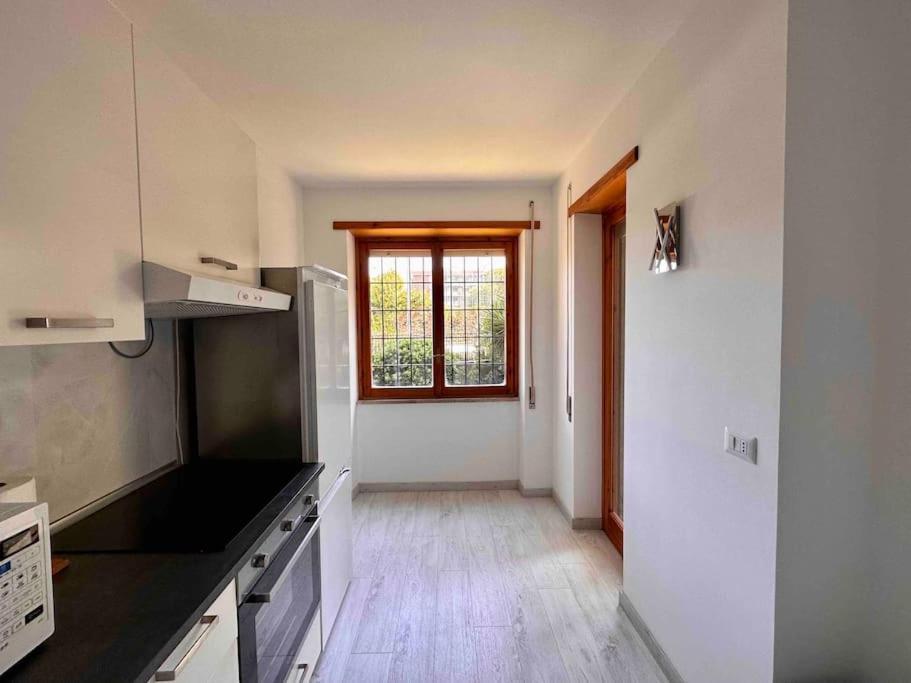 Luminoso Domus Eur Apartment Rome