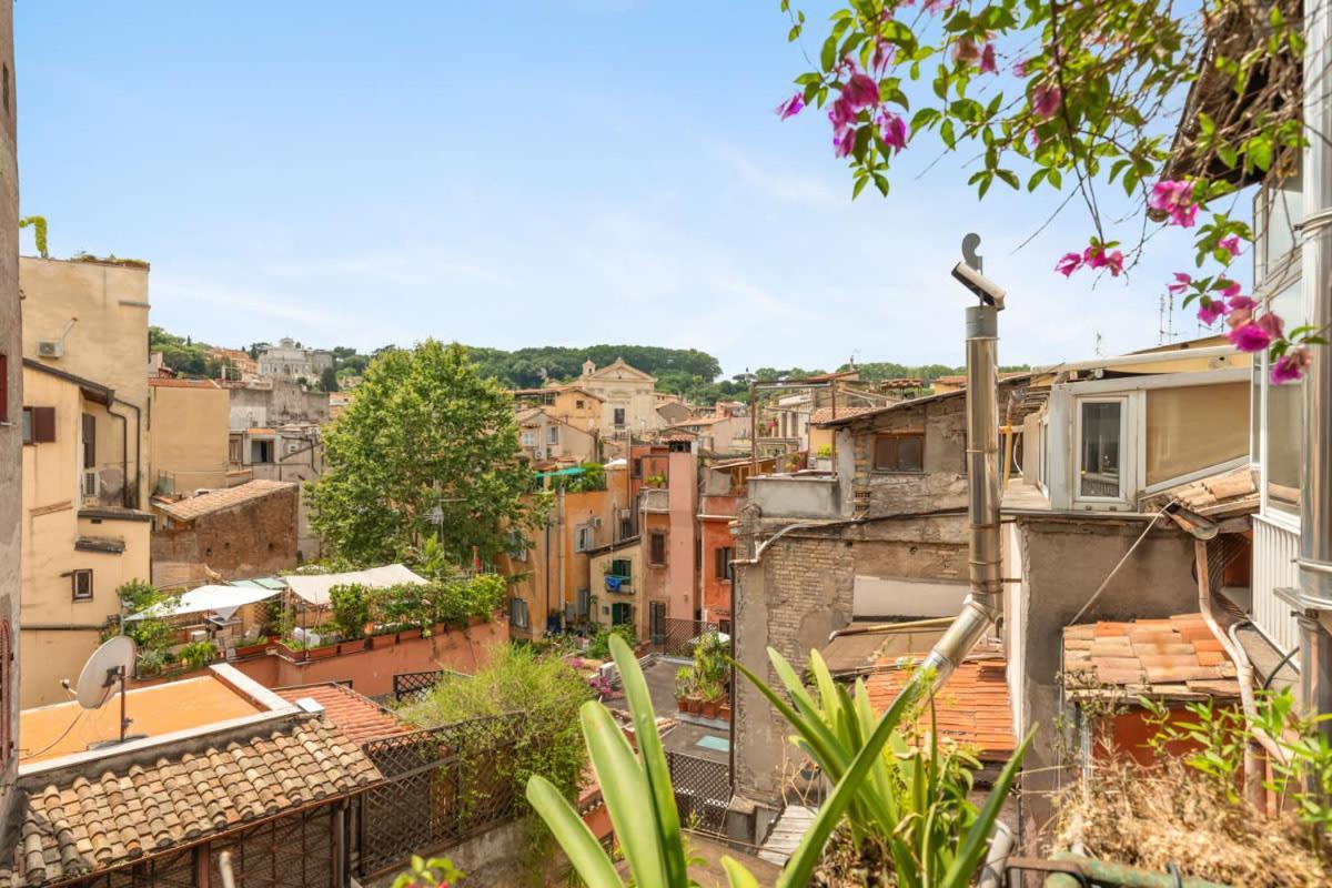 Appartamento Trilussa Stylish Penthouse *