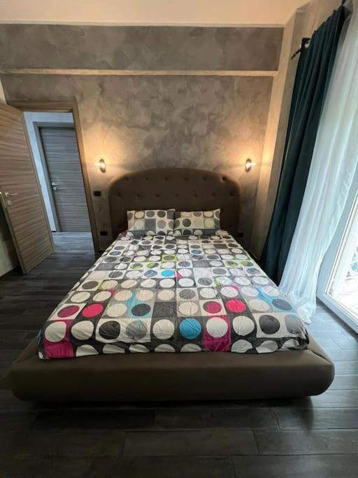 Nathan House, Due Appartement Rome