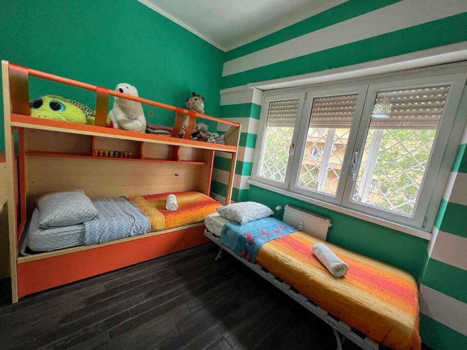Nathan House, Due Appartement *