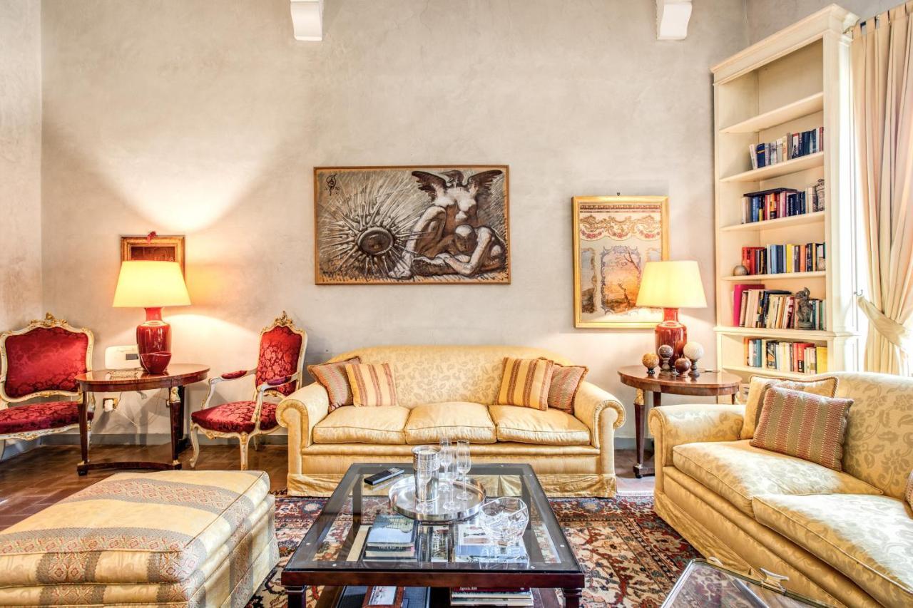 Apartment Wonderful With Balcony In Piazza Margana