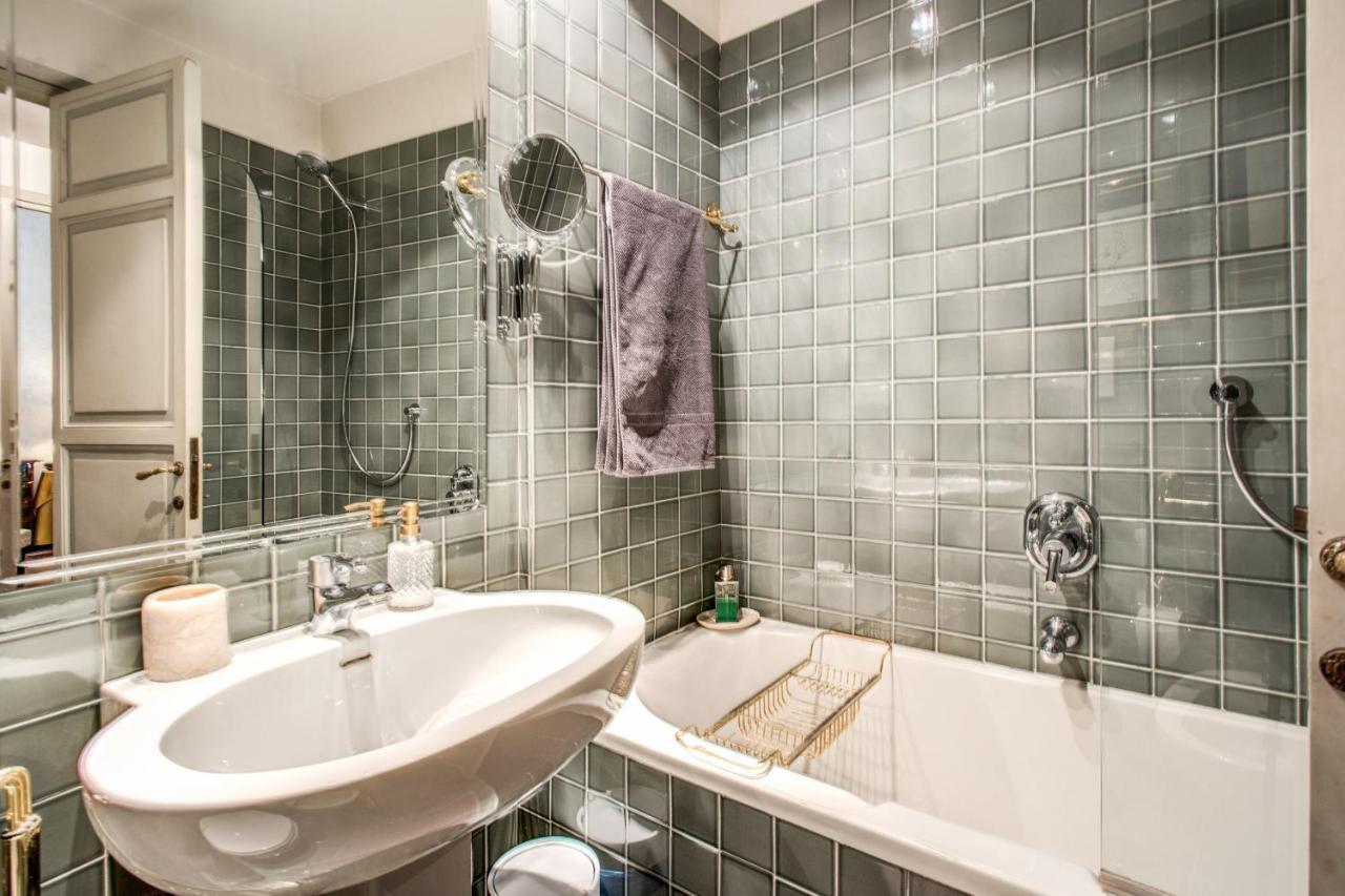 Apartment Wonderful With Balcony In Piazza Margana *
