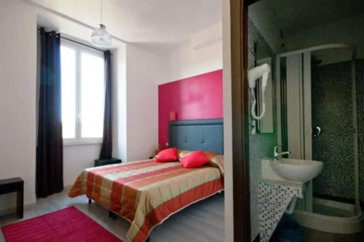 Hotel Mf 3*