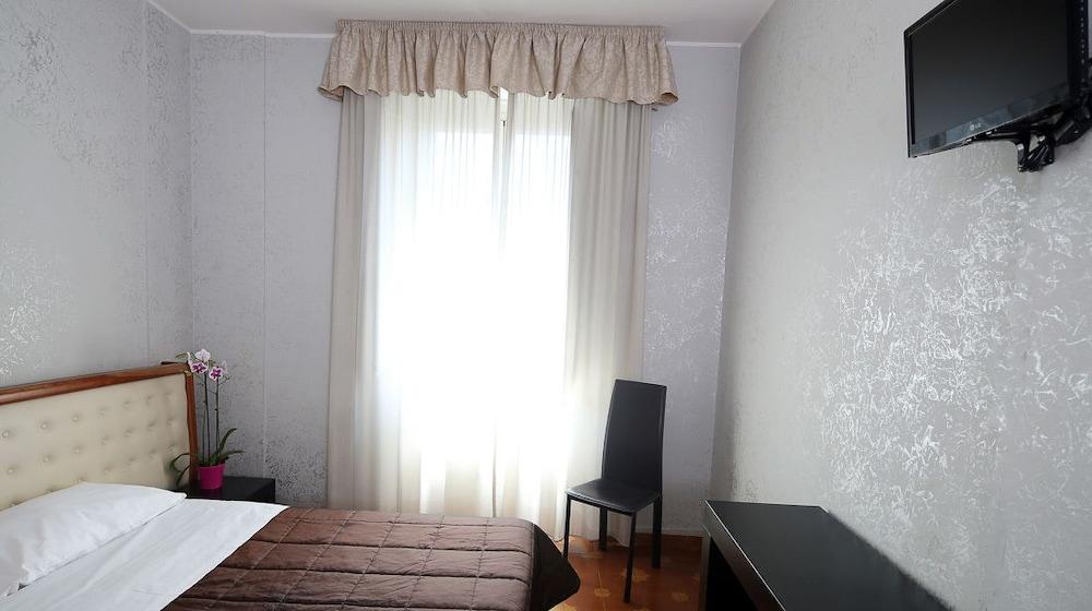 Hotel Roma Room Hotel Rome