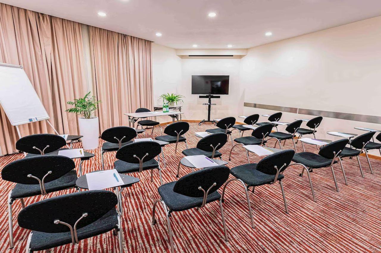 Mercure Piazza Bologna 3*