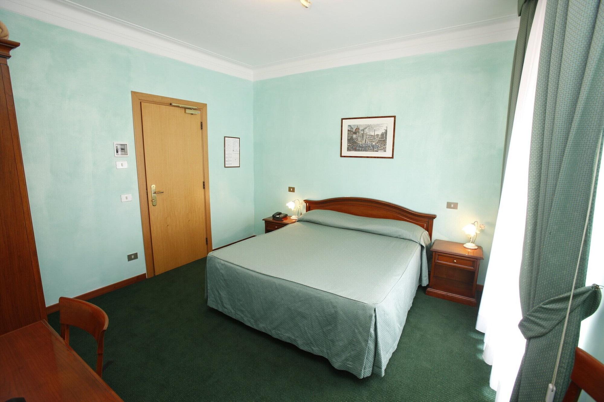 Hotel Adriatic Rome