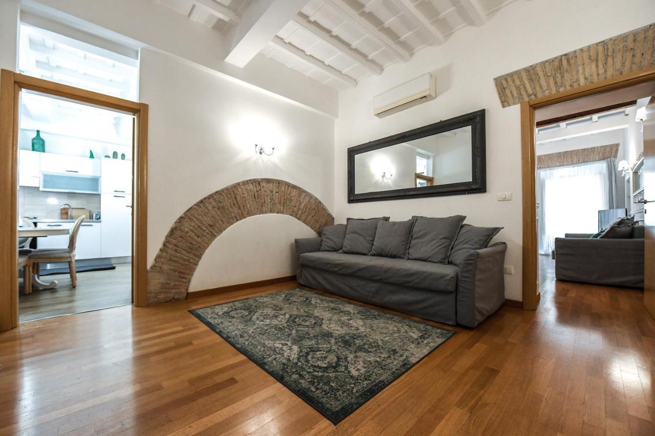 Castel Sant'angelo - Exclusive & Luxury Rome