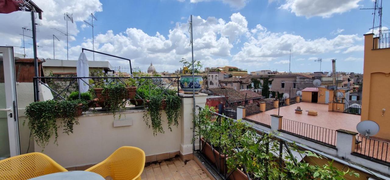 Raffaello Terrace - Near Piazza Navona Rome