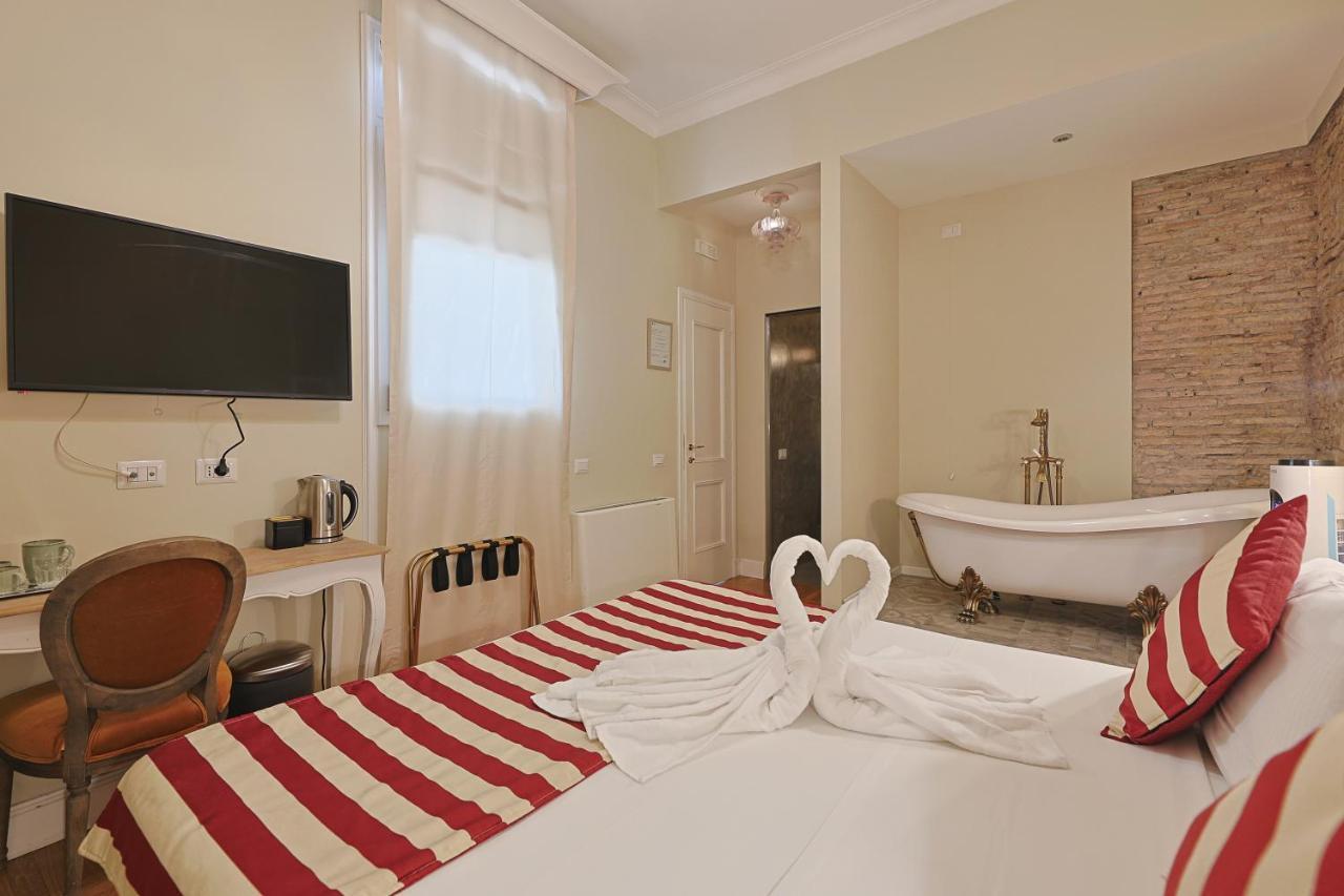 Art House Suites56 Via Del Babuino 56 Maison d'hôtes Rome