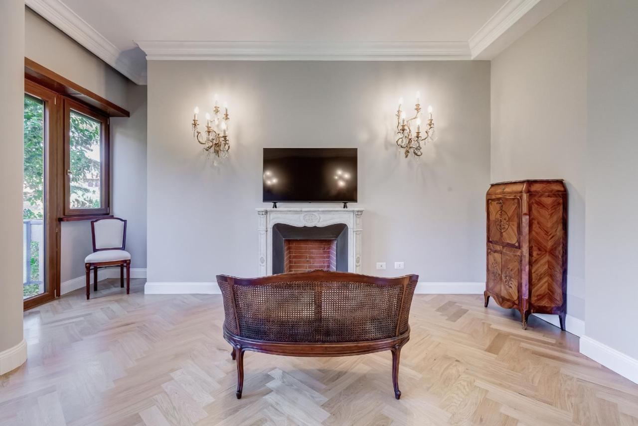 Bmga L Chic And Charm 3bdr Apt In Coppede District Apartment