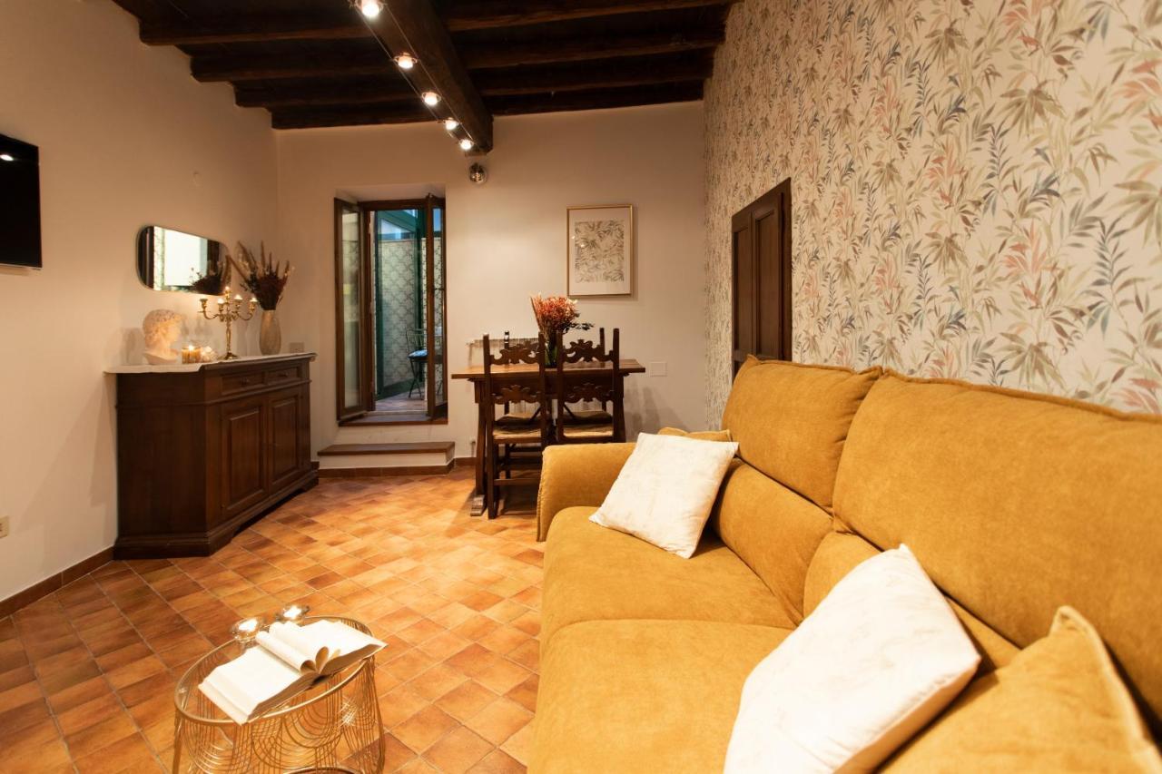 Apartment Theatrum Domus Pompei Rome