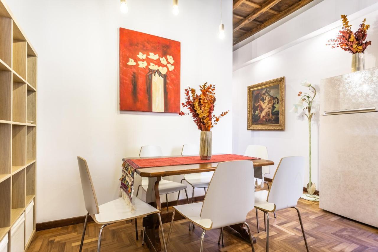 Sacra Mysteria Vatican Appartement