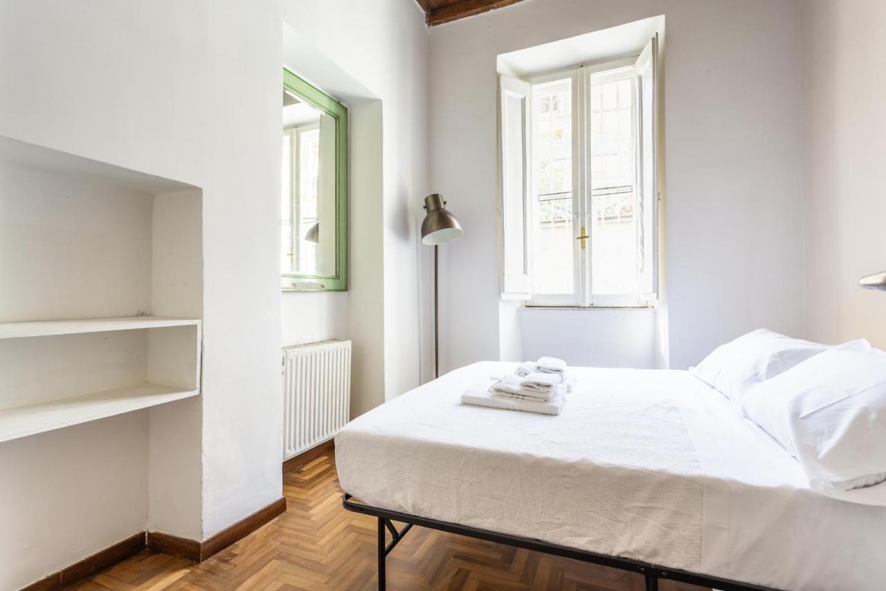 Appartement Sacra Mysteria Vatican Rome