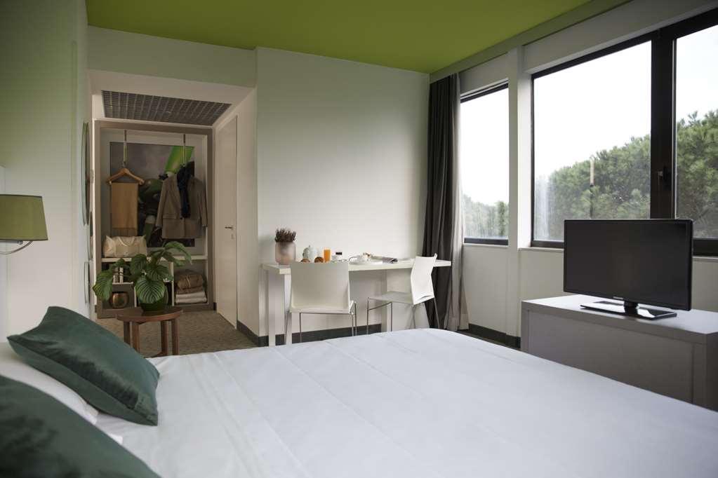 Pisana 4* Rome