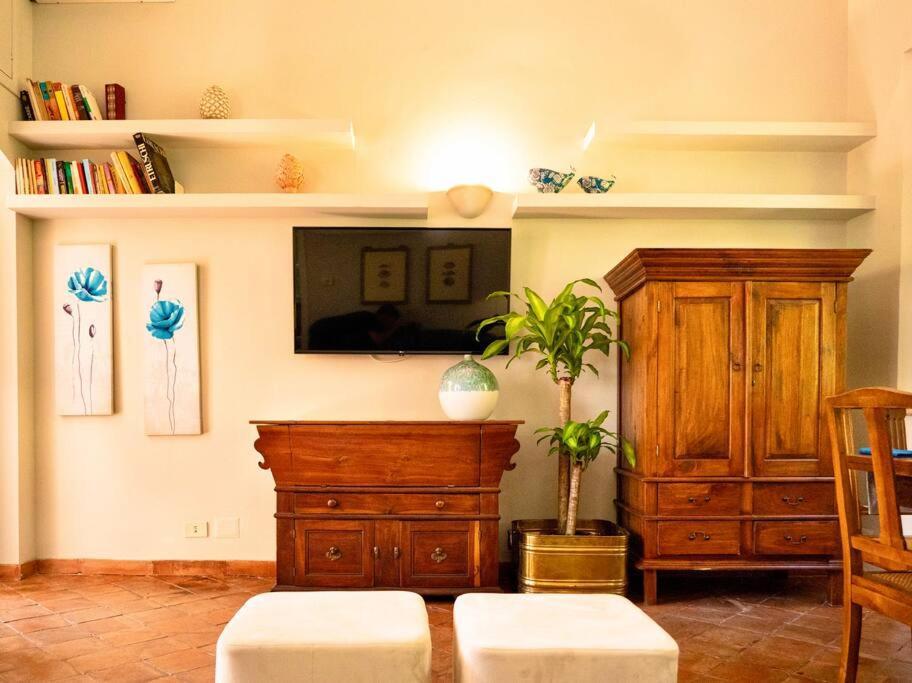 Romantica Centro Storico Con Giardino Privato Holiday home *
