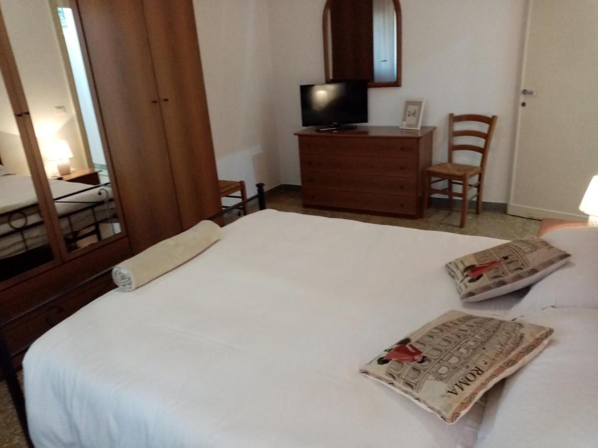 L'angolo Di San Pietro Apartment *