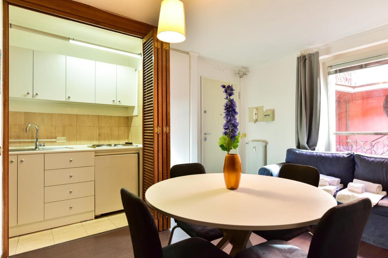 Apartment Piazza Navona Rome