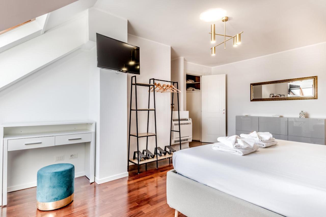 Bbhome Penthouse Bright And Elegant Metro Conca D'oro Appartement *