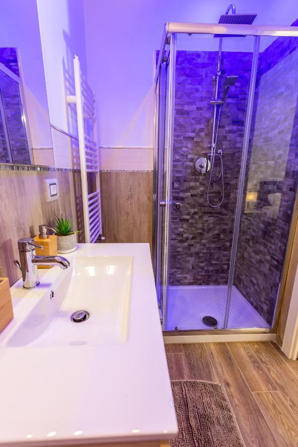 Noh Collection 2bdr Apartment- Vatican Area *