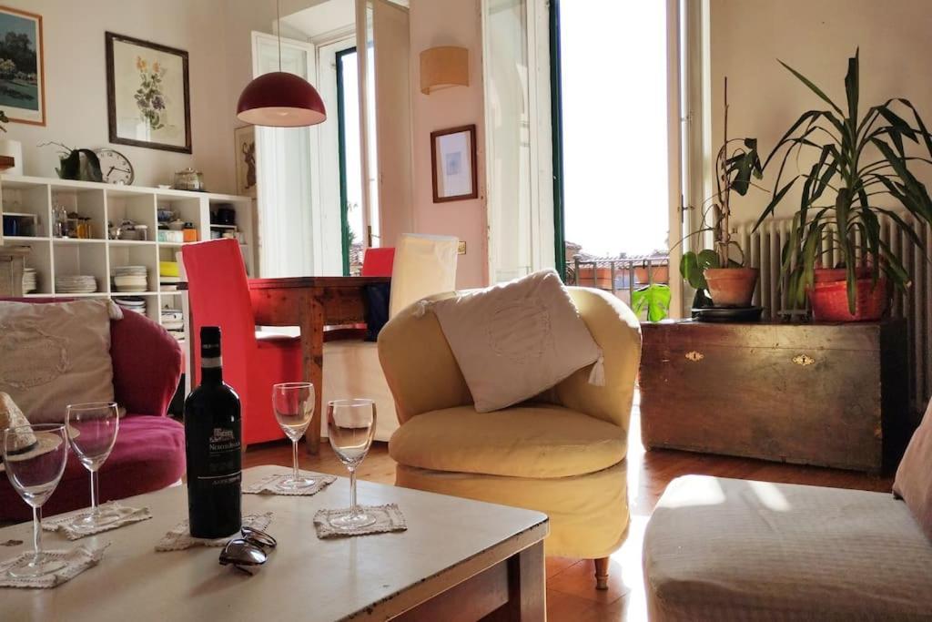 Apartment Dimora Torlonia - Elegance & Light In *