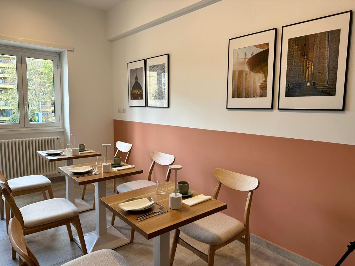 633 Appia Design * Rome
